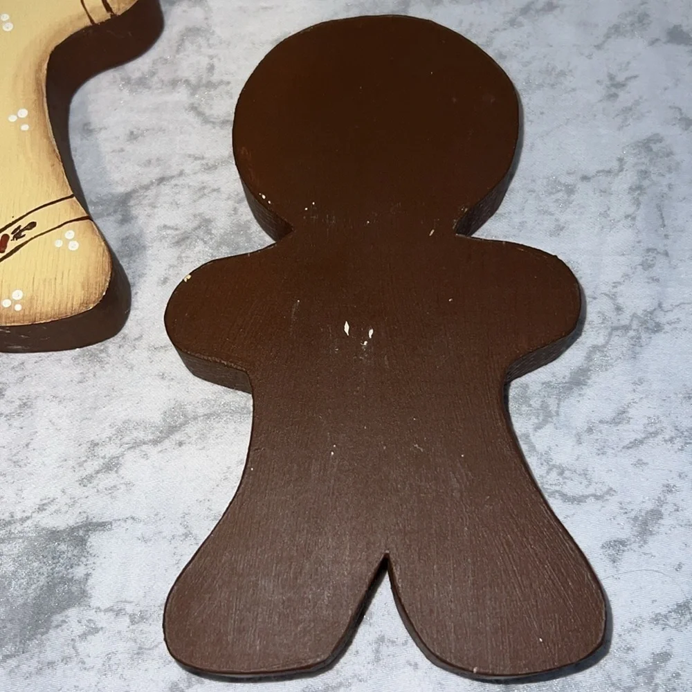 Vintage 1980s Set of 3 Wooden Hand Painted Gingerbread Family Stand Alone